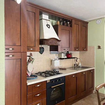 Hostdomus - New Modern Διαμέρισμα Sestriere